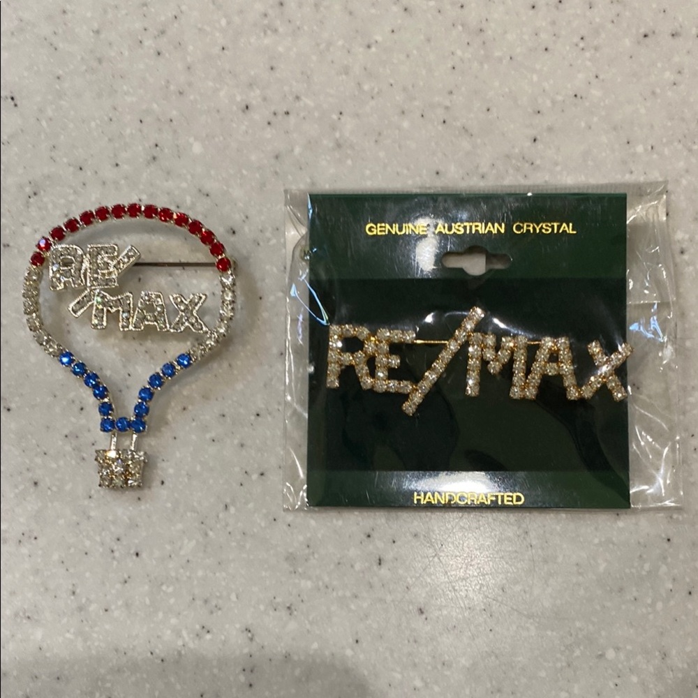Re/Max Crystal  Brooches Set